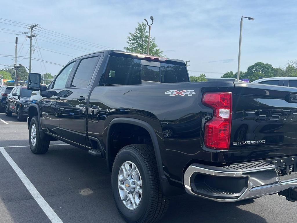 new 2025 Chevrolet Silverado 2500 car, priced at $69,250