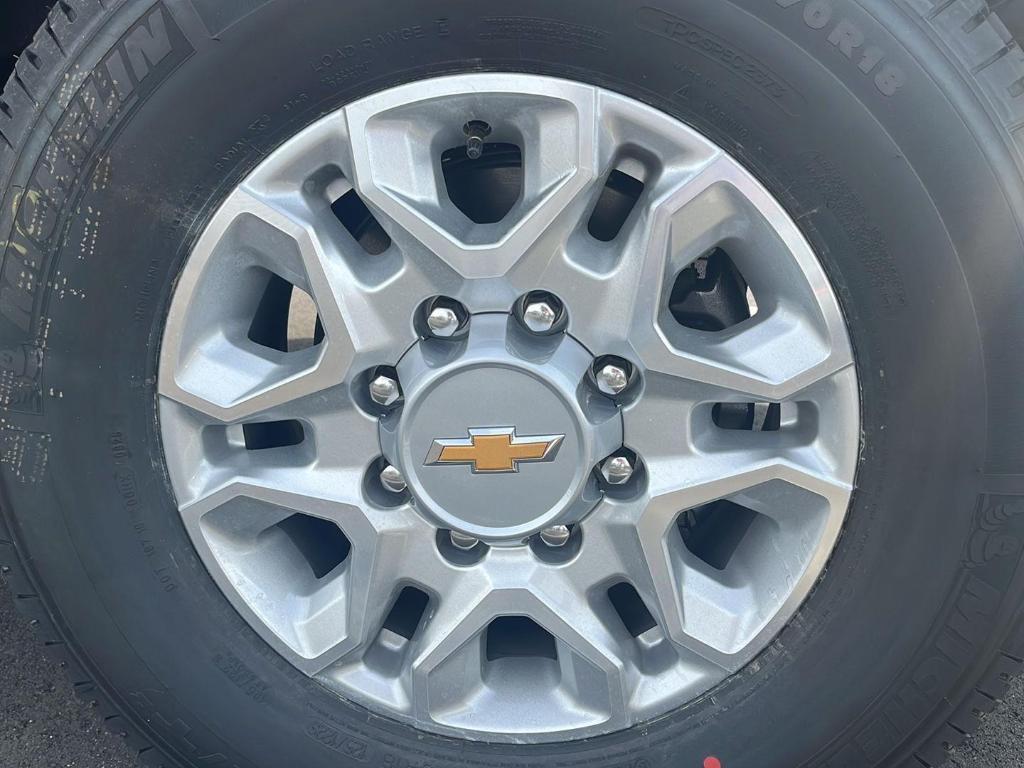 new 2025 Chevrolet Silverado 2500 car, priced at $69,250