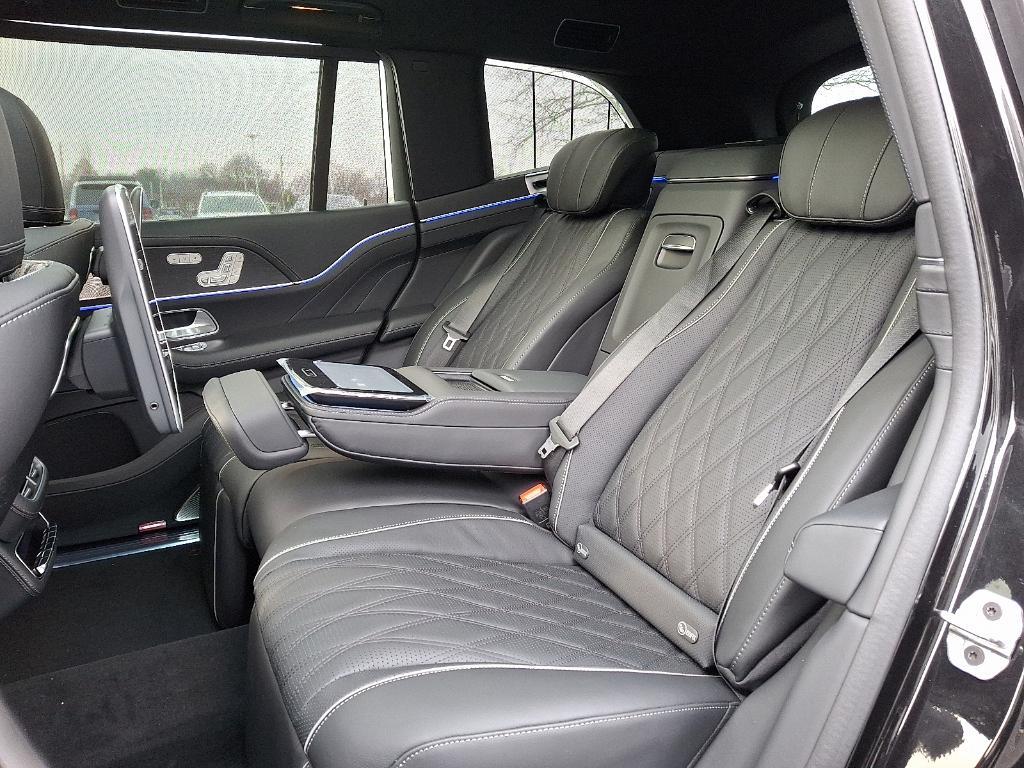 new 2026 Mercedes-Benz Maybach GLS 600 car, priced at $185,250