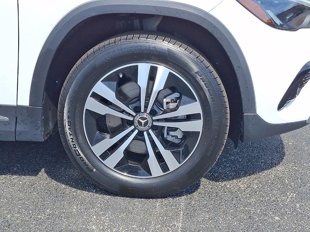 used 2026 Mercedes-Benz GLA 250 car, priced at $44,900