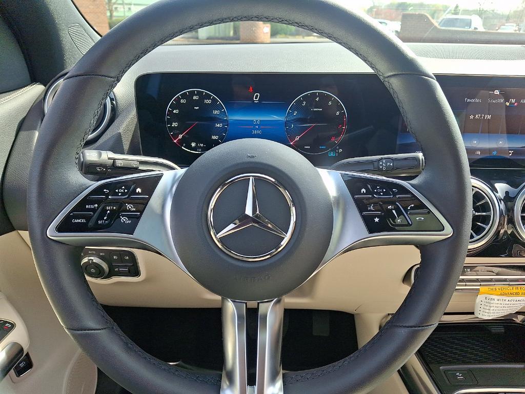 used 2026 Mercedes-Benz GLA 250 car, priced at $44,900