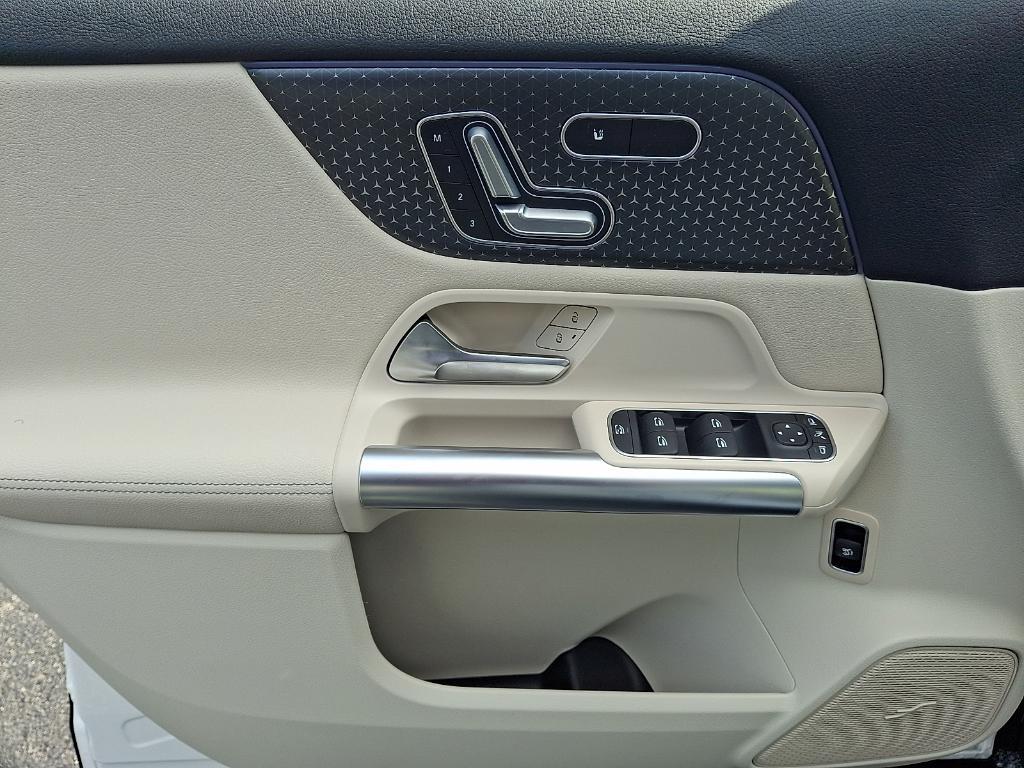 used 2026 Mercedes-Benz GLA 250 car, priced at $44,900