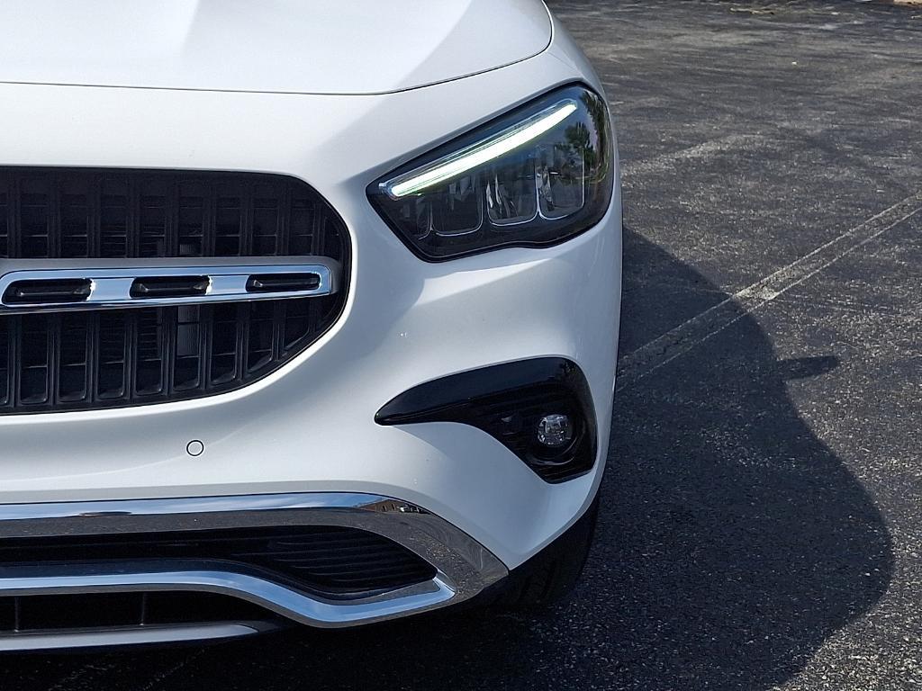 used 2026 Mercedes-Benz GLA 250 car, priced at $44,900