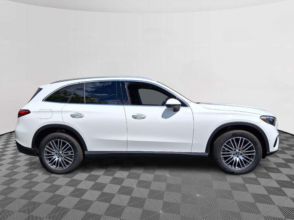 used 2026 Mercedes-Benz GLC 300 car, priced at $49,900