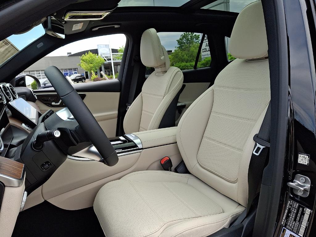 new 2026 Mercedes-Benz GLC 300 car, priced at $55,735