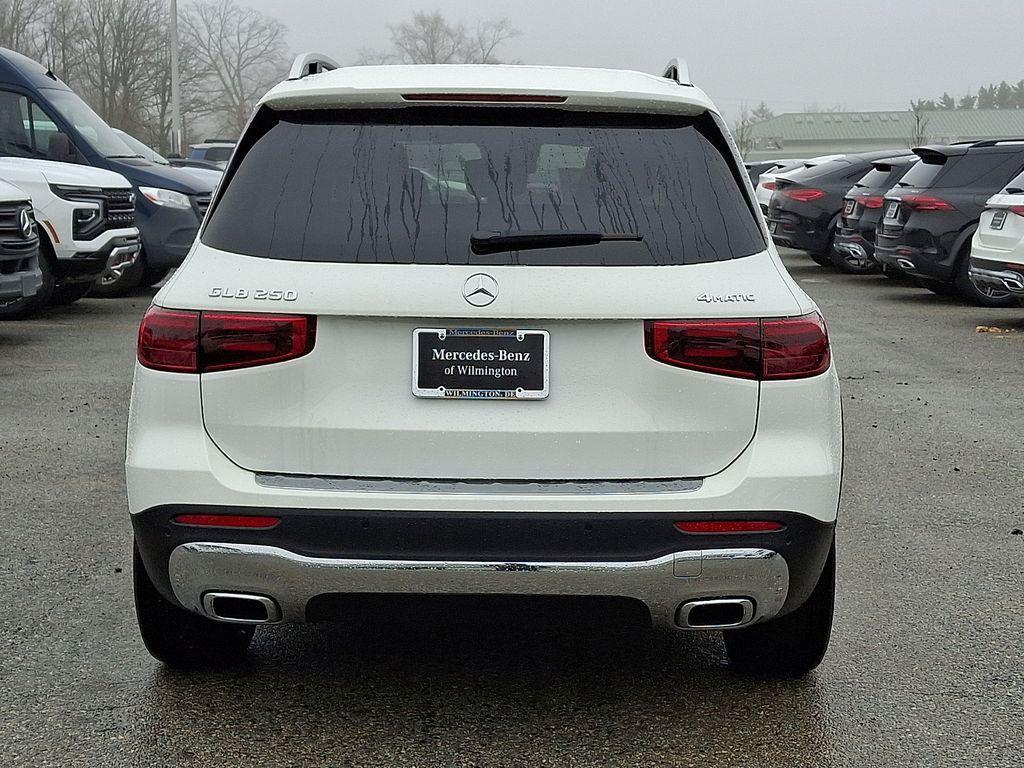new 2026 Mercedes-Benz GLB 250 car, priced at $52,020