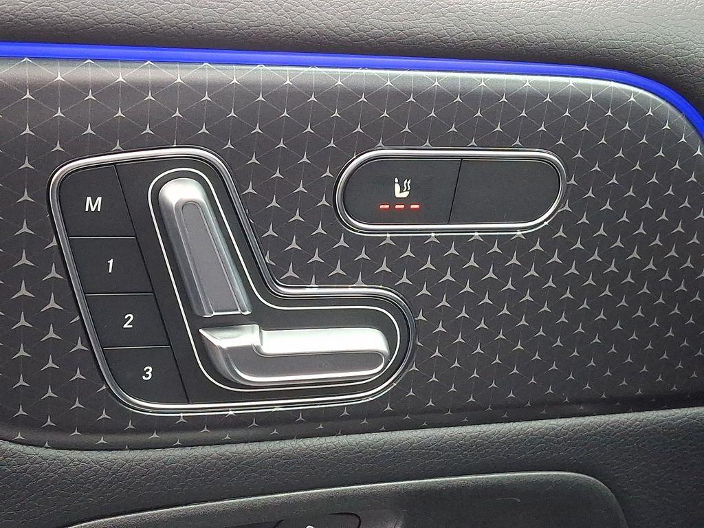 new 2026 Mercedes-Benz GLB 250 car, priced at $52,020