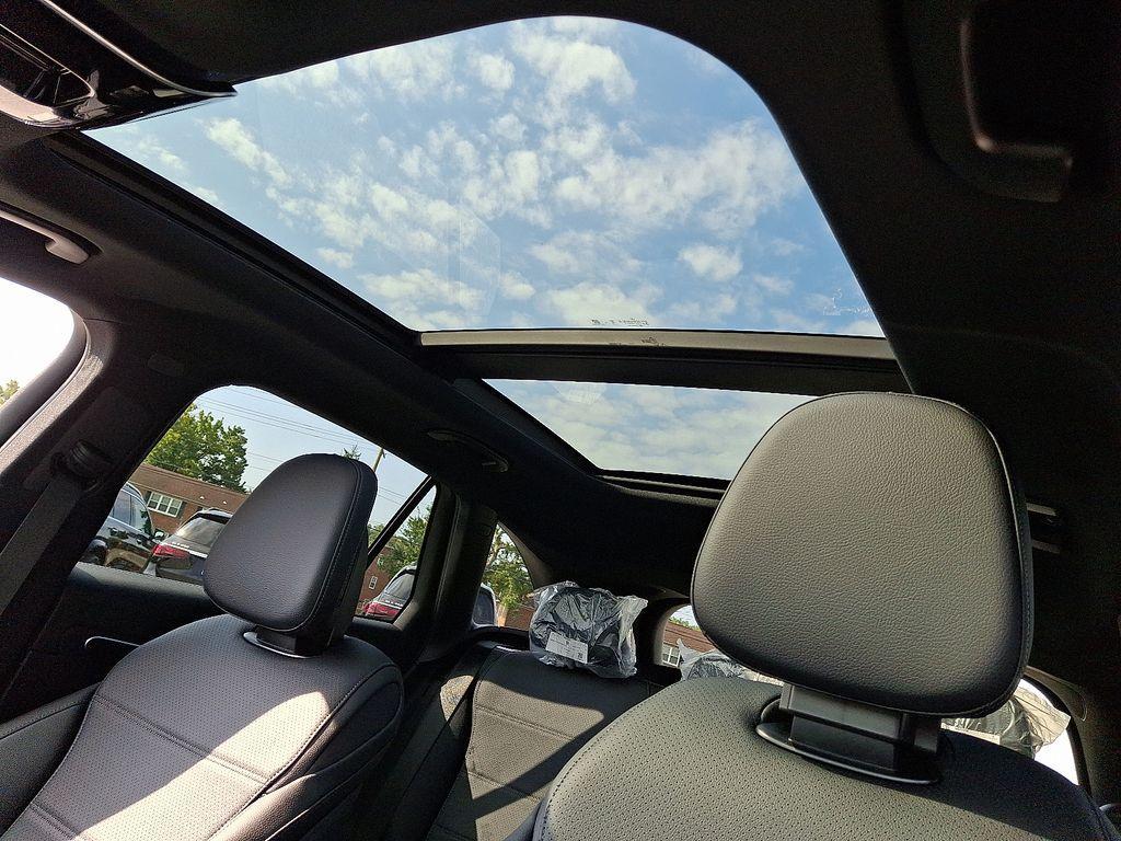 new 2026 Mercedes-Benz GLC 300 car, priced at $57,885