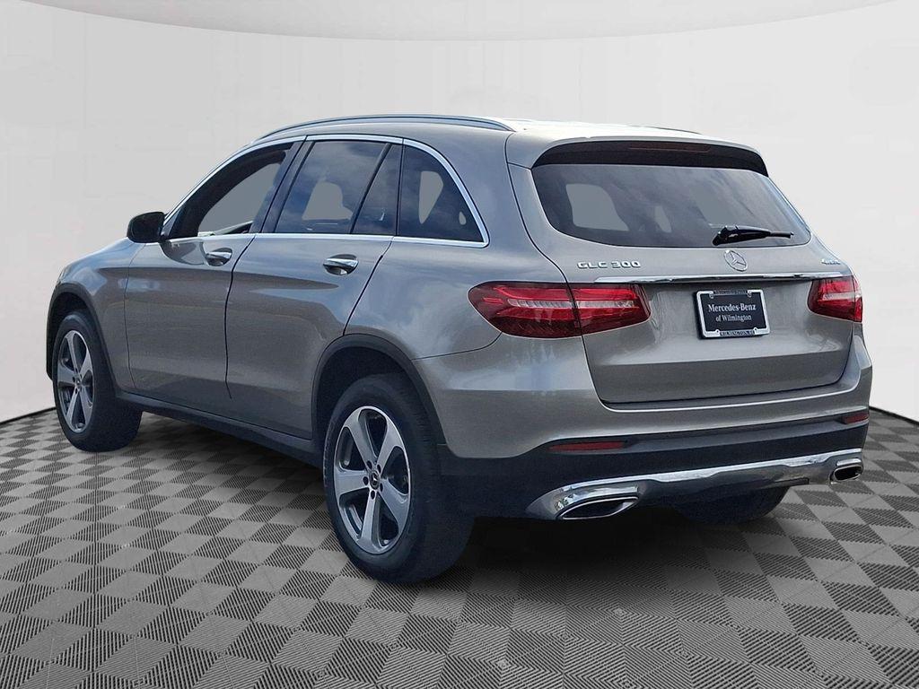 used 2019 Mercedes-Benz GLC 300 car, priced at $17,900