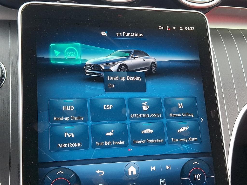 new 2026 Mercedes-Benz CLE 450 car