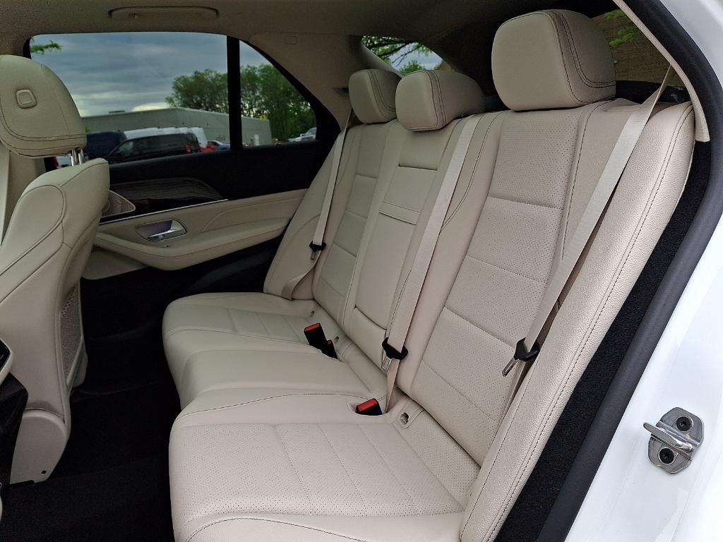 new 2026 Mercedes-Benz GLE 450 car, priced at $80,020