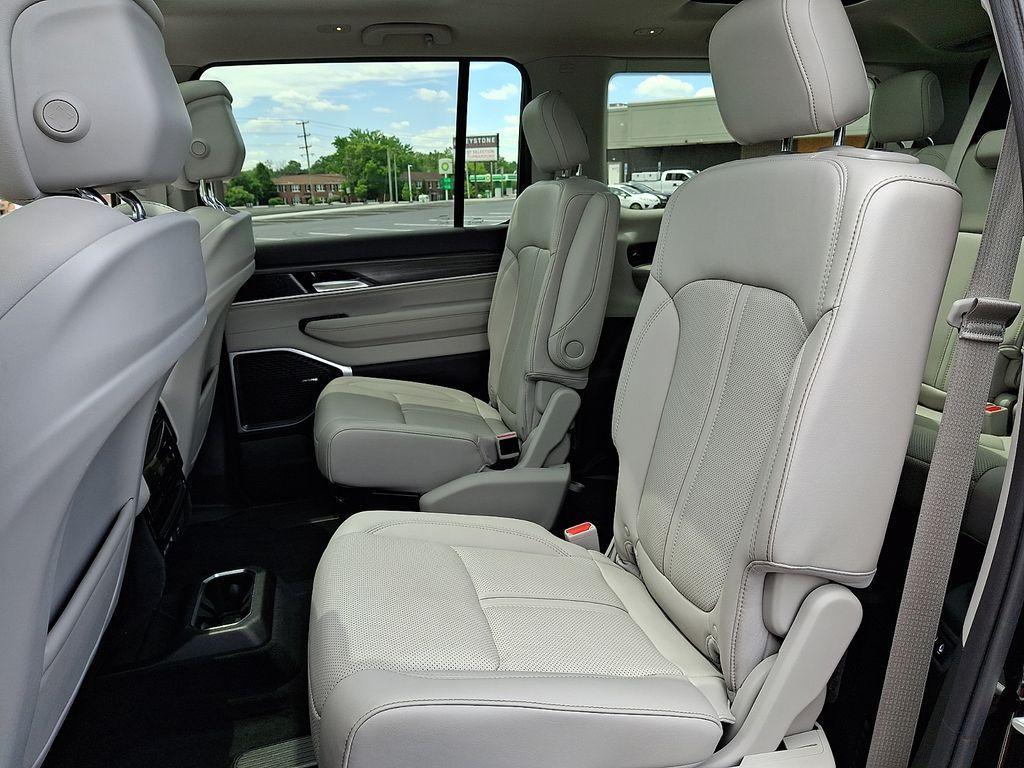used 2023 Jeep Wagoneer car, priced at $50,820