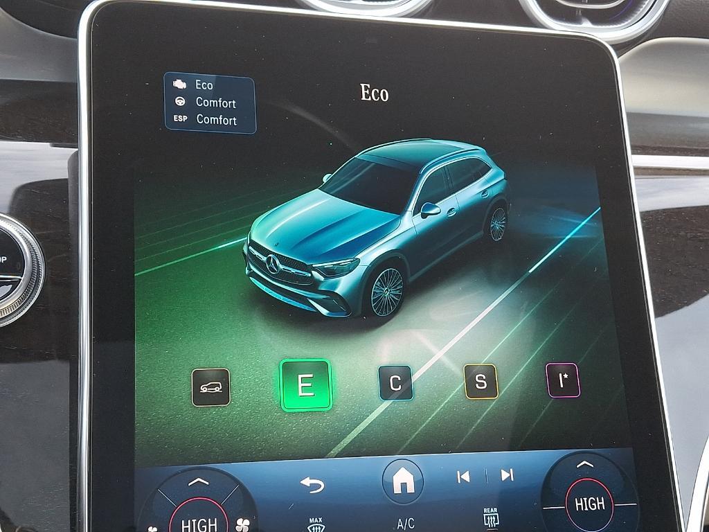 new 2026 Mercedes-Benz GLC 300 car, priced at $58,785