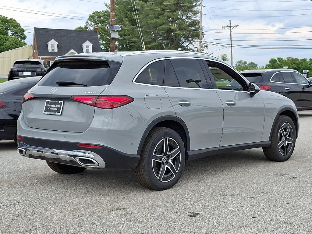 new 2026 Mercedes-Benz GLC 300 car, priced at $59,085