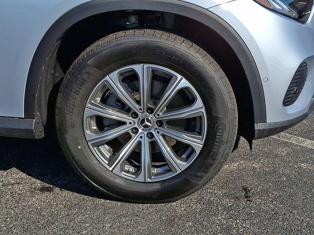 used 2025 Mercedes-Benz GLC 300 car, priced at $59,705