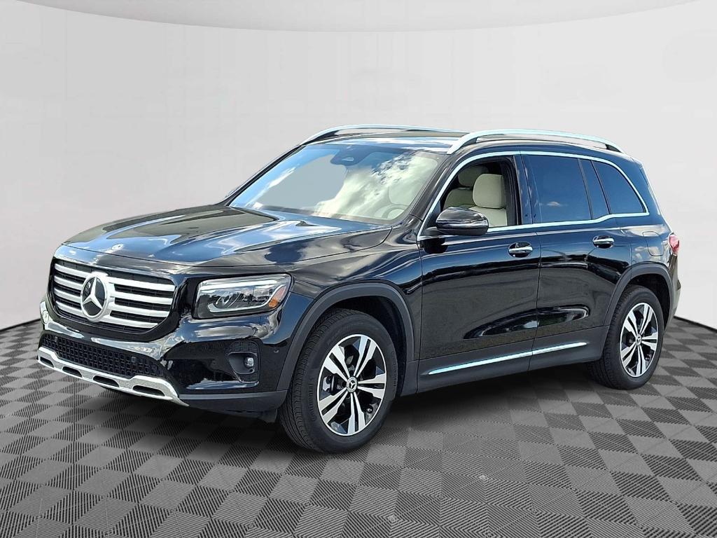 used 2025 Mercedes-Benz GLB 250 car, priced at $41,900