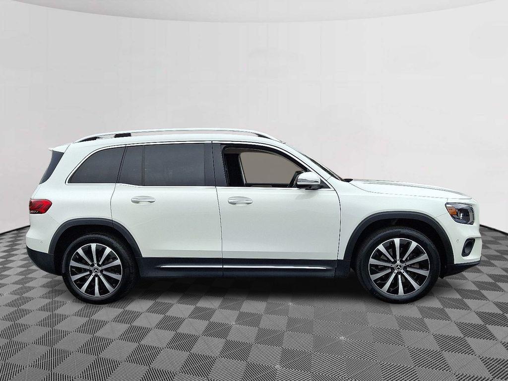 used 2022 Mercedes-Benz GLB 250 car, priced at $27,900