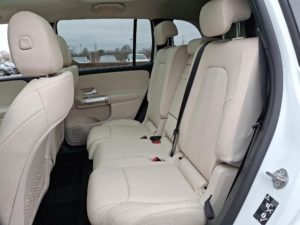 used 2022 Mercedes-Benz GLB 250 car, priced at $29,900