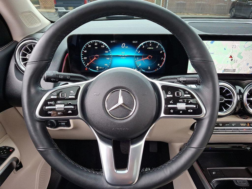 used 2022 Mercedes-Benz GLB 250 car, priced at $27,900