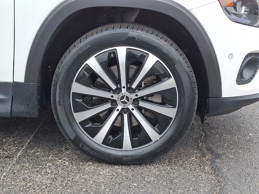 used 2022 Mercedes-Benz GLB 250 car, priced at $29,900