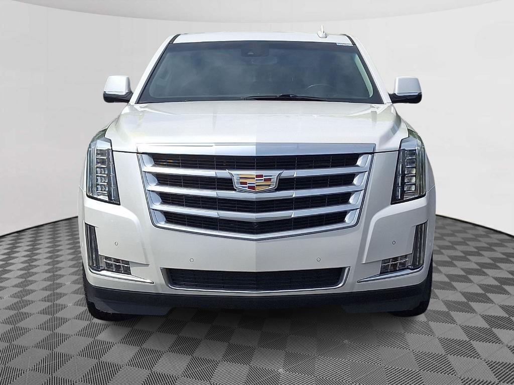 used 2018 Cadillac Escalade ESV car, priced at $27,900