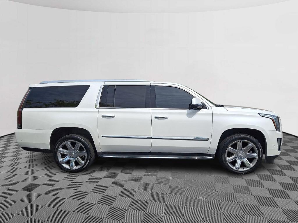 used 2018 Cadillac Escalade ESV car, priced at $27,900
