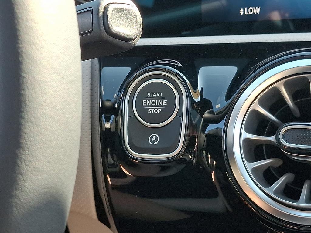 new 2025 Mercedes-Benz CLA 250 car, priced at $48,695