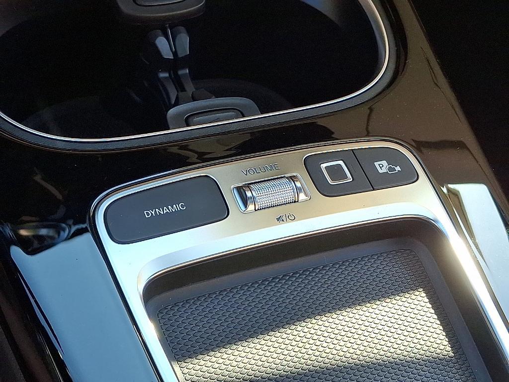 new 2025 Mercedes-Benz CLA 250 car, priced at $48,695