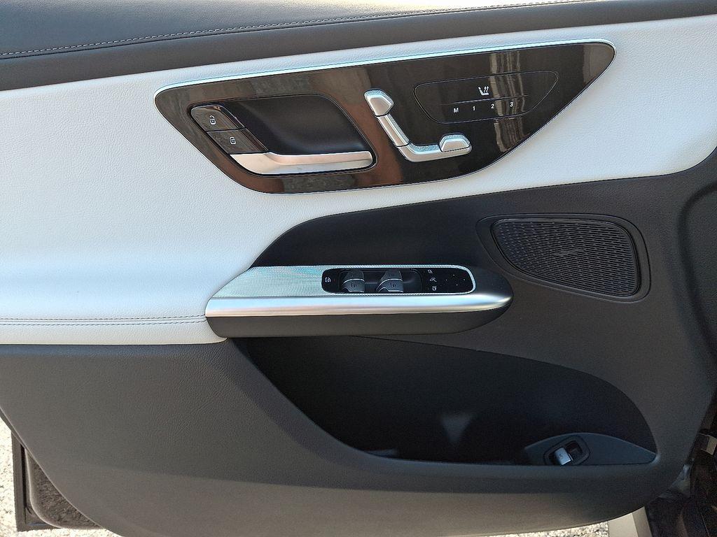 new 2025 Mercedes-Benz GLC 300 car, priced at $58,645