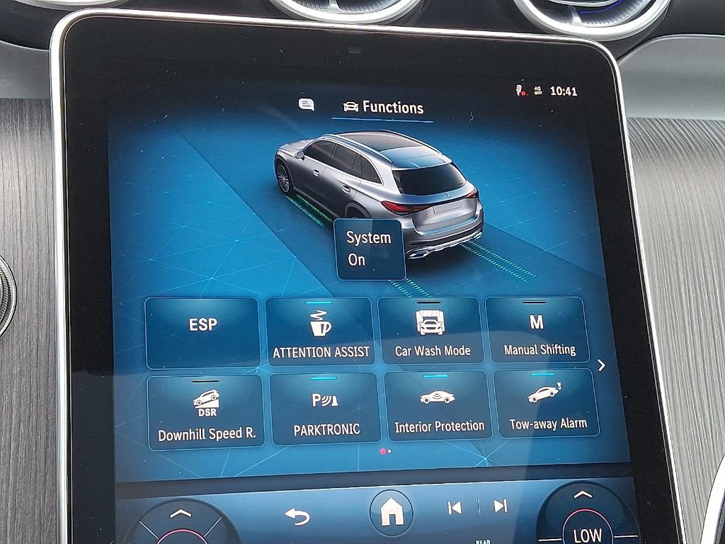 new 2026 Mercedes-Benz GLC 300 car