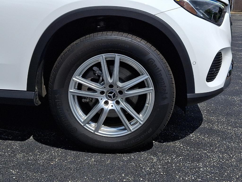 used 2025 Mercedes-Benz GLC 300 car, priced at $48,900