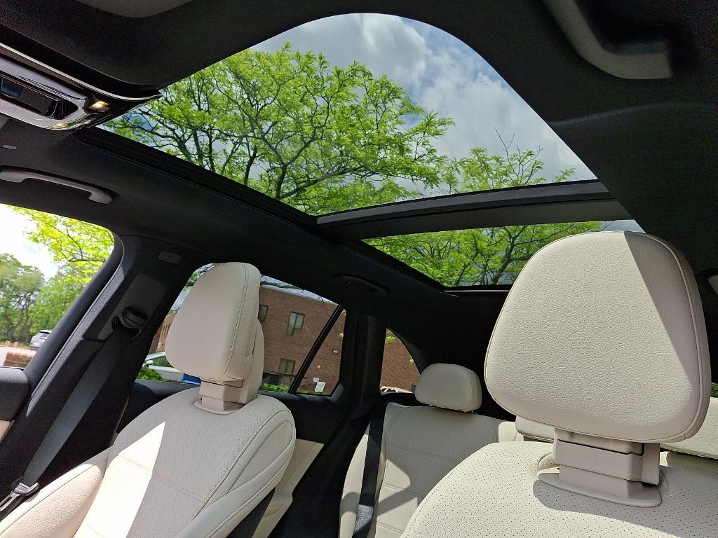 used 2025 Mercedes-Benz GLC 300 car, priced at $48,900