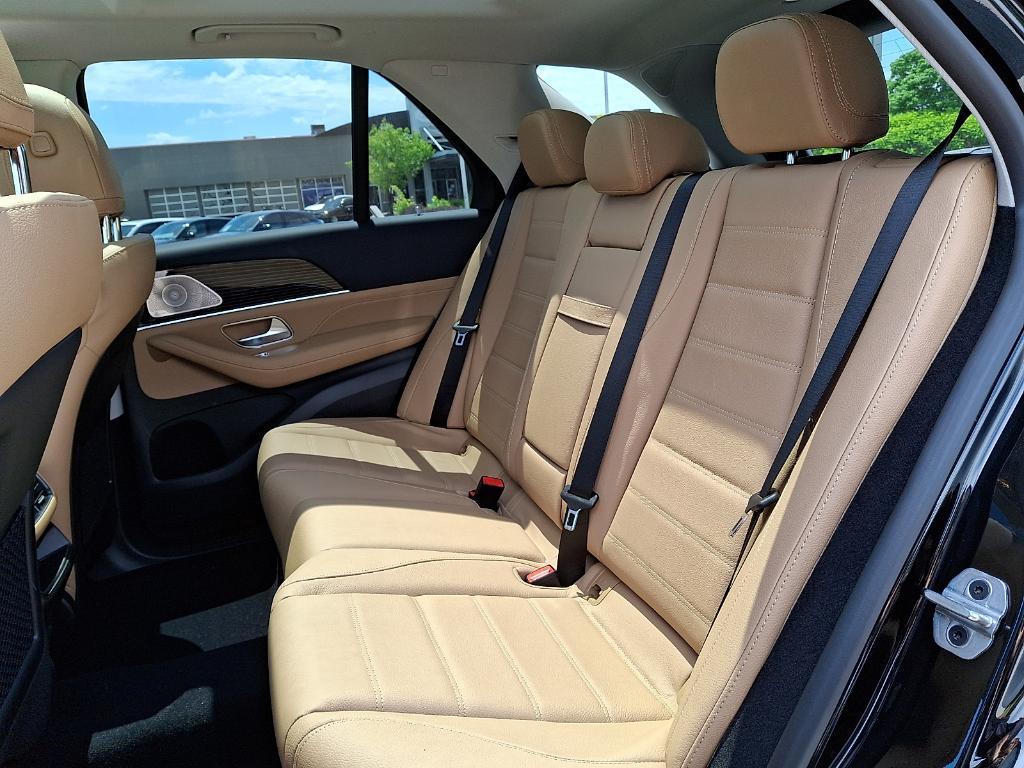 new 2026 Mercedes-Benz GLE 450 car, priced at $80,355