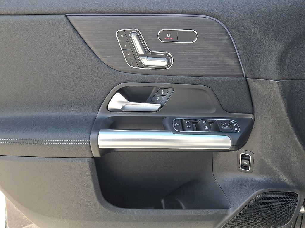 new 2026 Mercedes-Benz GLA 250 car, priced at $50,195