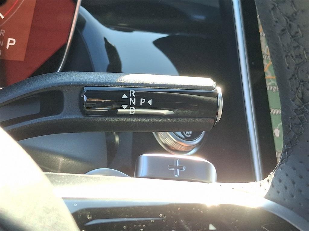 new 2026 Mercedes-Benz GLC 300 car