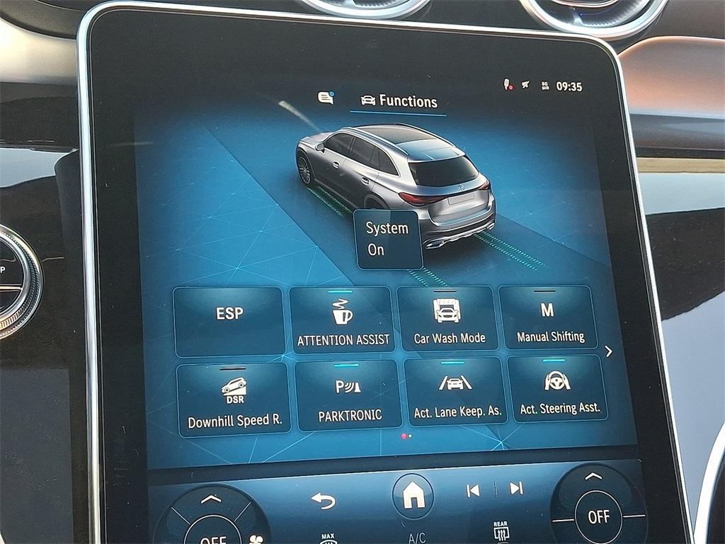 new 2026 Mercedes-Benz GLC 300 car