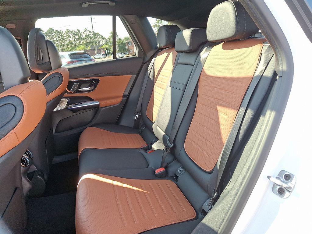 new 2026 Mercedes-Benz GLC 300 car