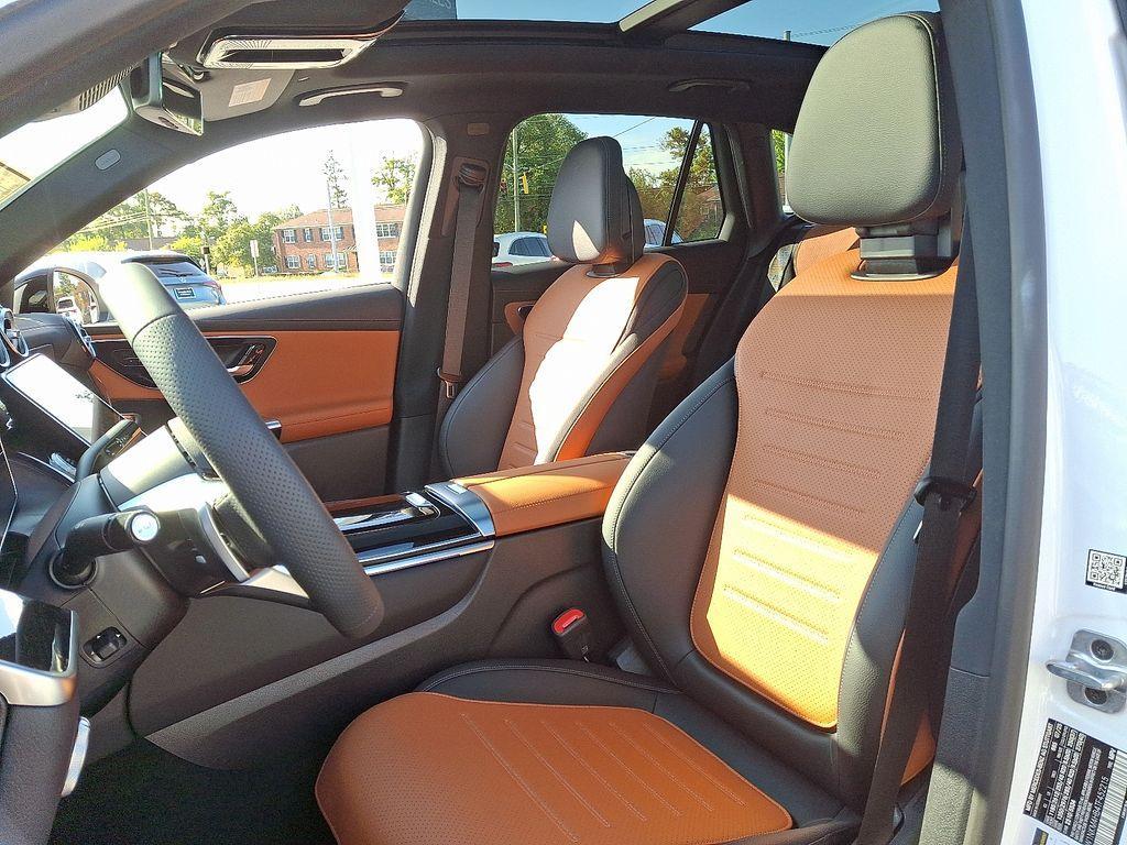 new 2026 Mercedes-Benz GLC 300 car