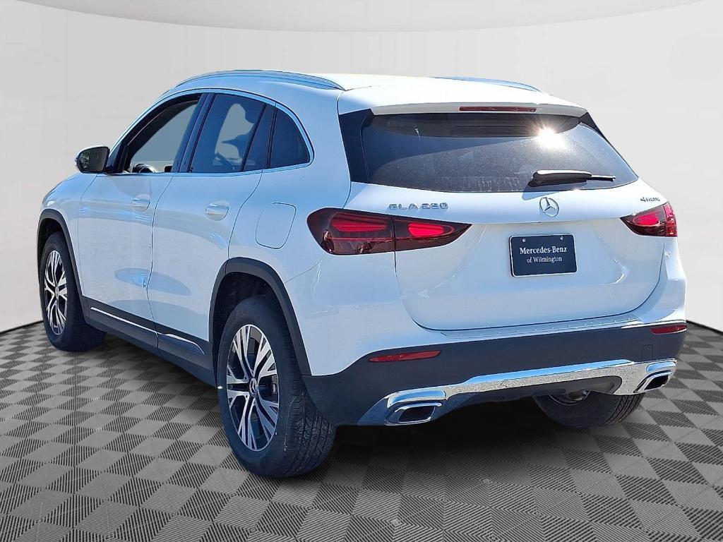 new 2025 Mercedes-Benz GLA 250 car, priced at $44,250