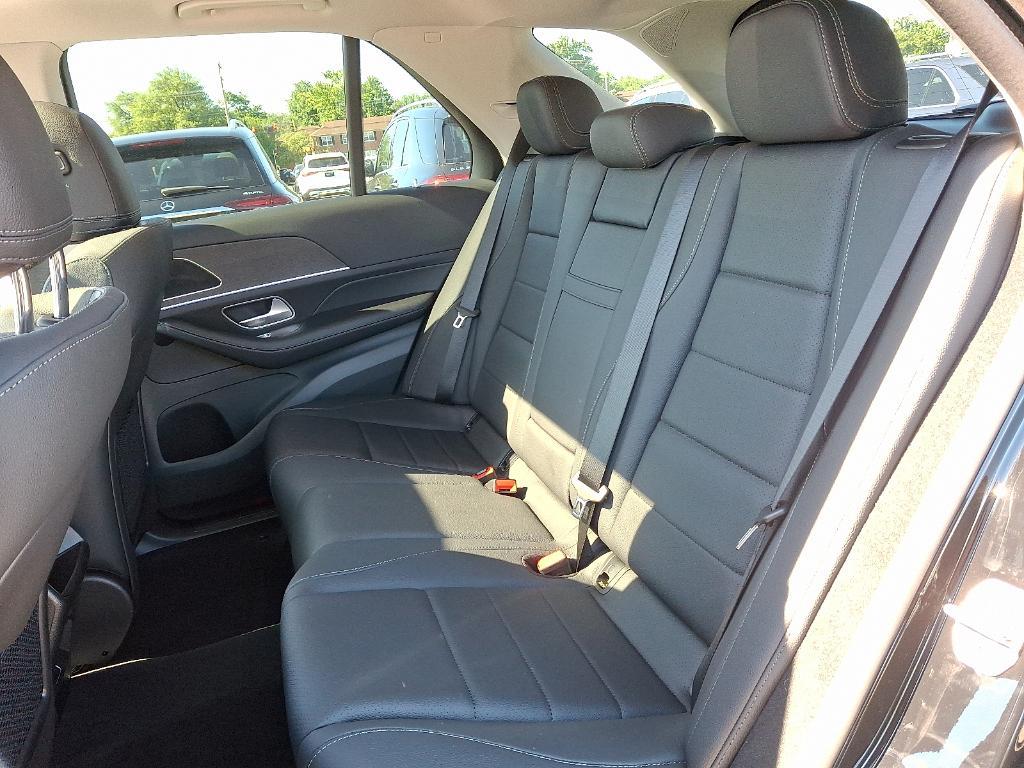 new 2026 Mercedes-Benz GLE 350 car, priced at $68,115