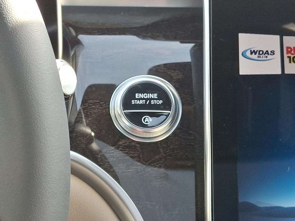 new 2026 Mercedes-Benz GLC 300 car, priced at $55,335