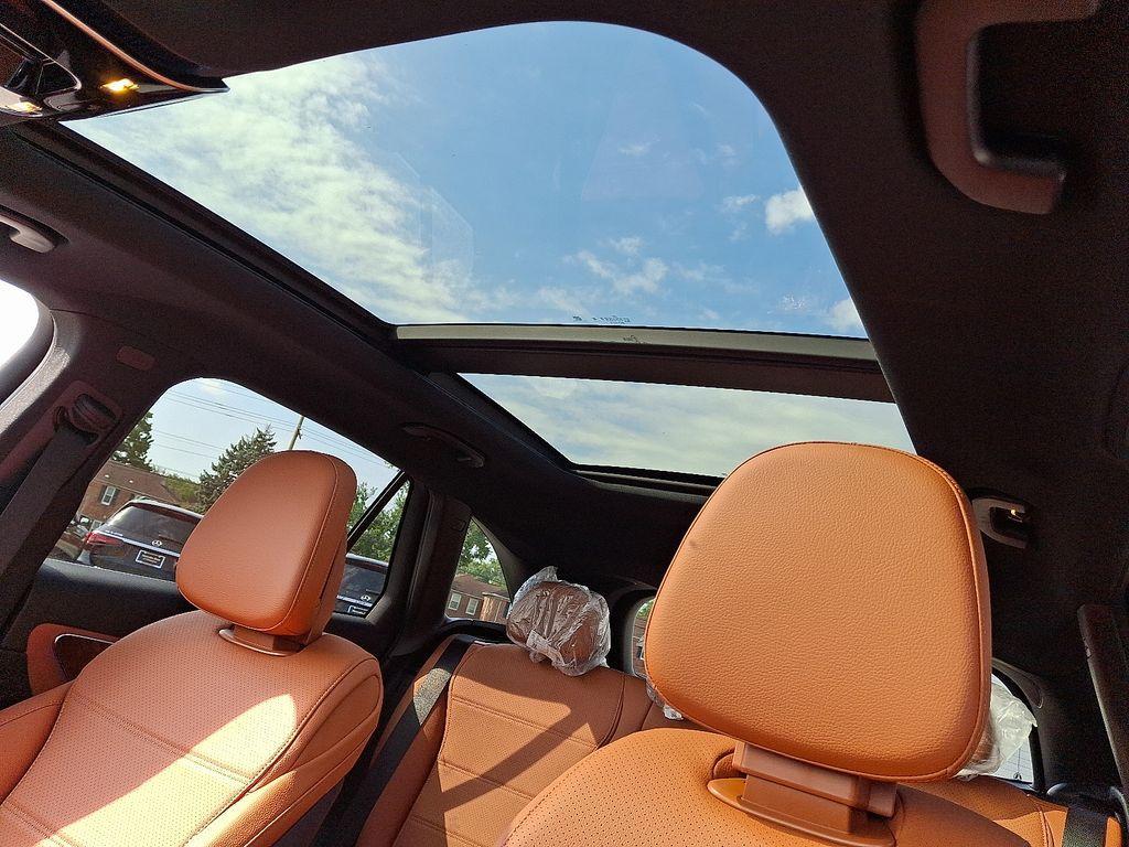 new 2026 Mercedes-Benz GLC 300 car, priced at $57,685