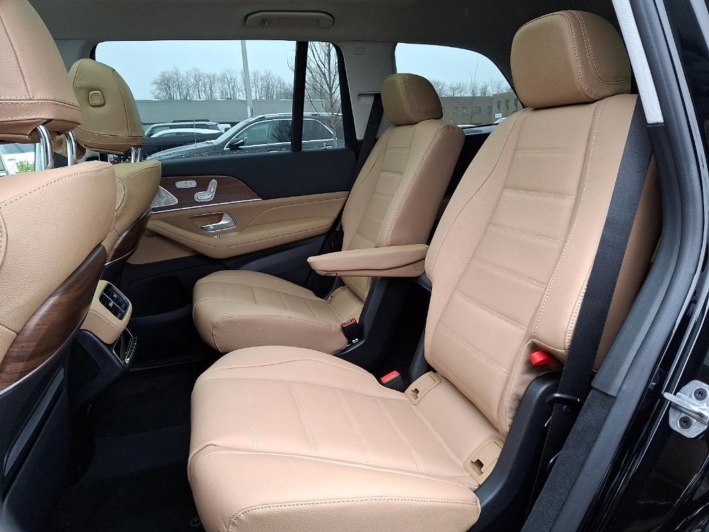 new 2026 Mercedes-Benz GLS 450 car, priced at $104,465