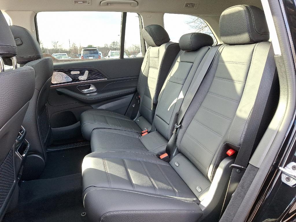 new 2026 Mercedes-Benz GLS 450 car, priced at $104,660