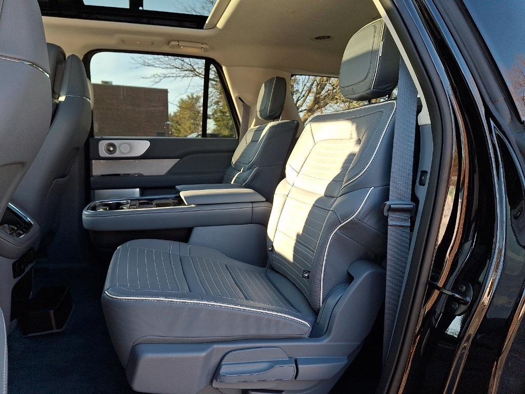 used 2023 Lincoln Navigator L car, priced at $67,900