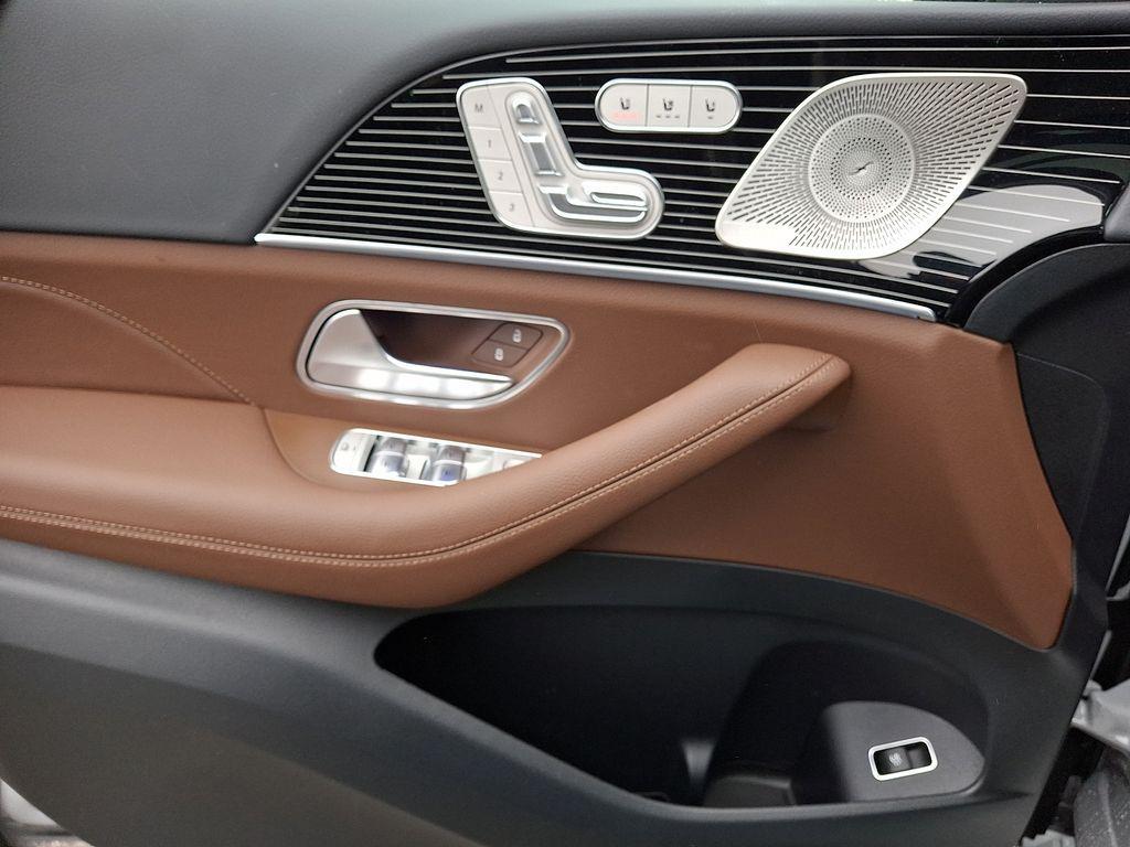 new 2026 Mercedes-Benz GLE 350 car, priced at $77,305