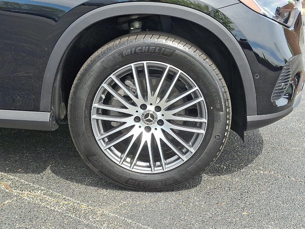 used 2026 Mercedes-Benz GLC 300 car, priced at $52,900