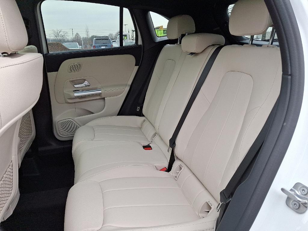 new 2026 Mercedes-Benz GLA 250 car, priced at $49,330