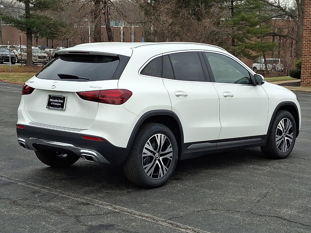 new 2026 Mercedes-Benz GLA 250 car, priced at $45,250