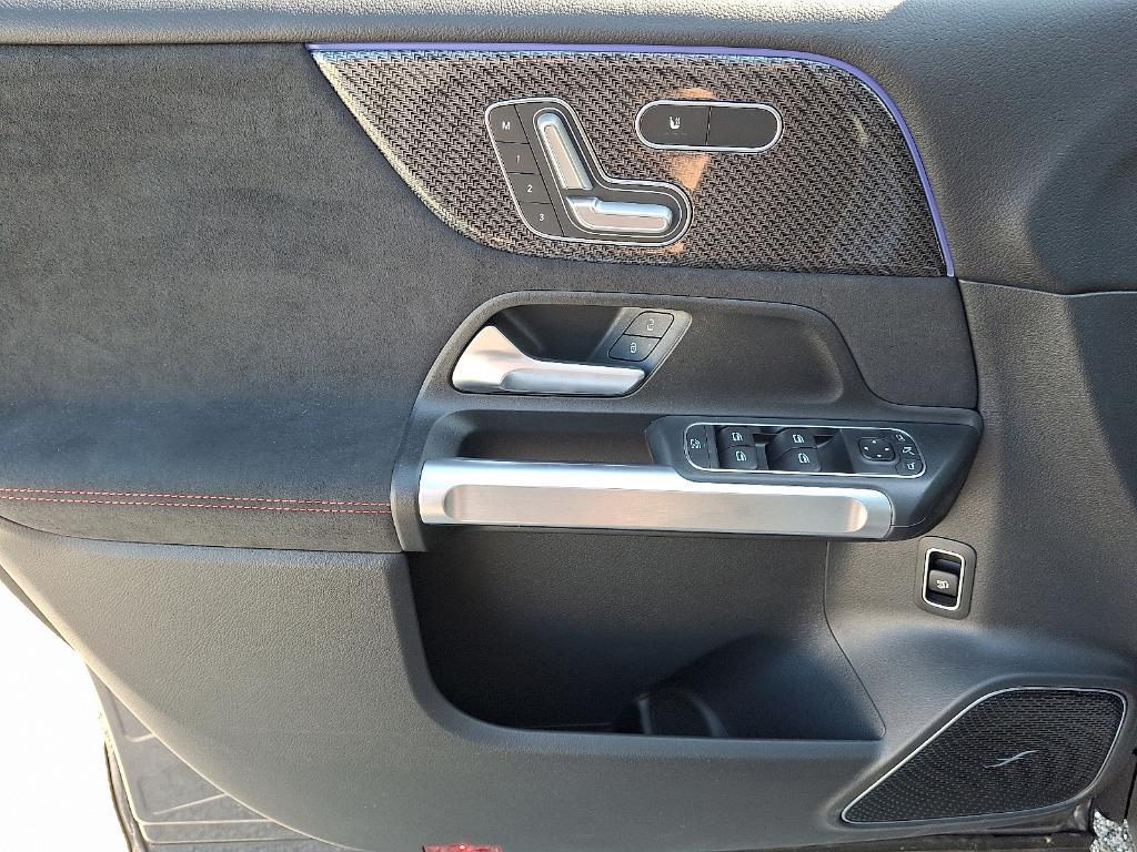 new 2025 Mercedes-Benz AMG GLB 35 car